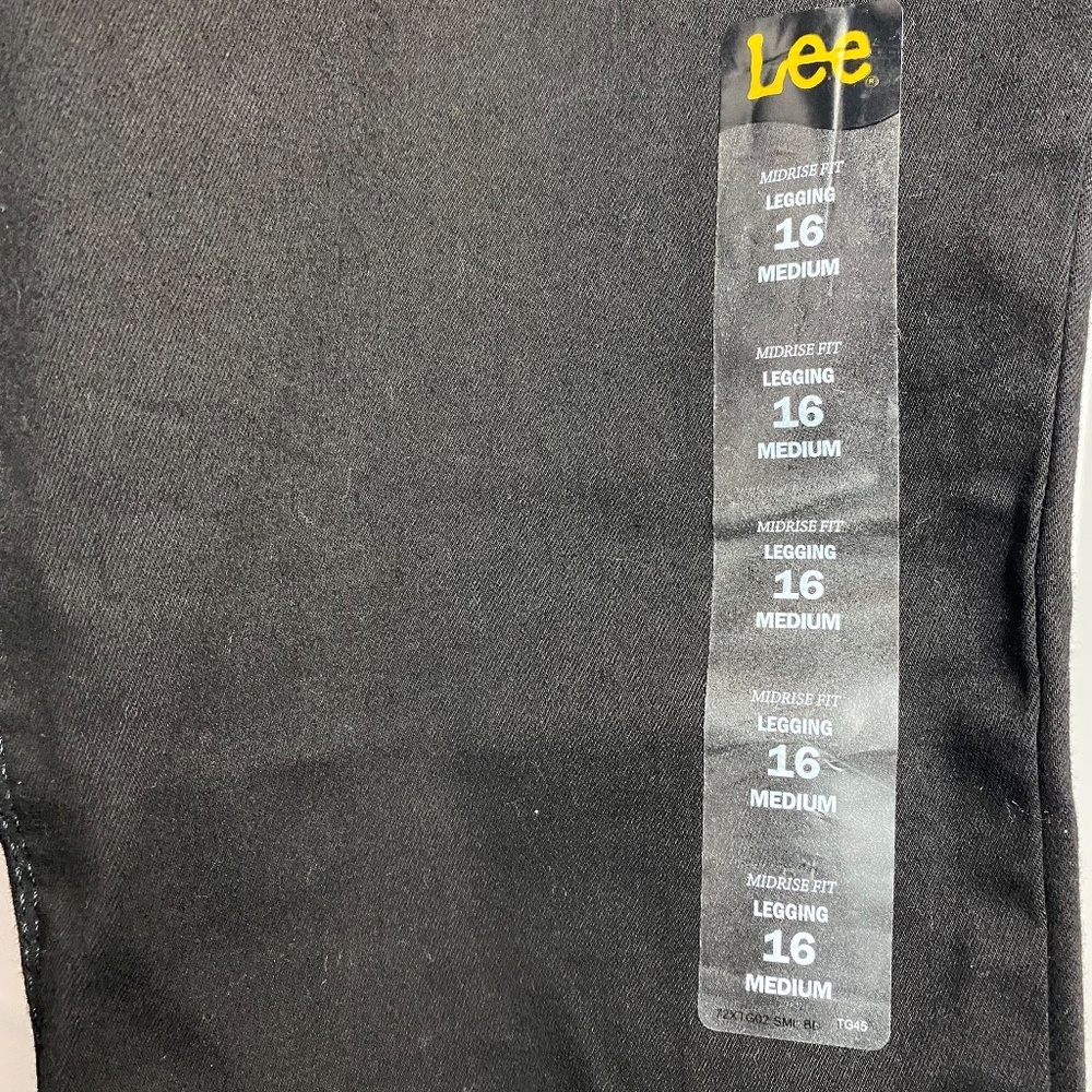 NWT Lee Womenʻs Plus Size Black Mid Rise Fit Dream Legging Size 16 - Picture 7 of 9